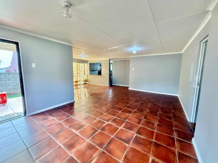 3 Bedroom Property for Sale in Hillside Eastern Cape